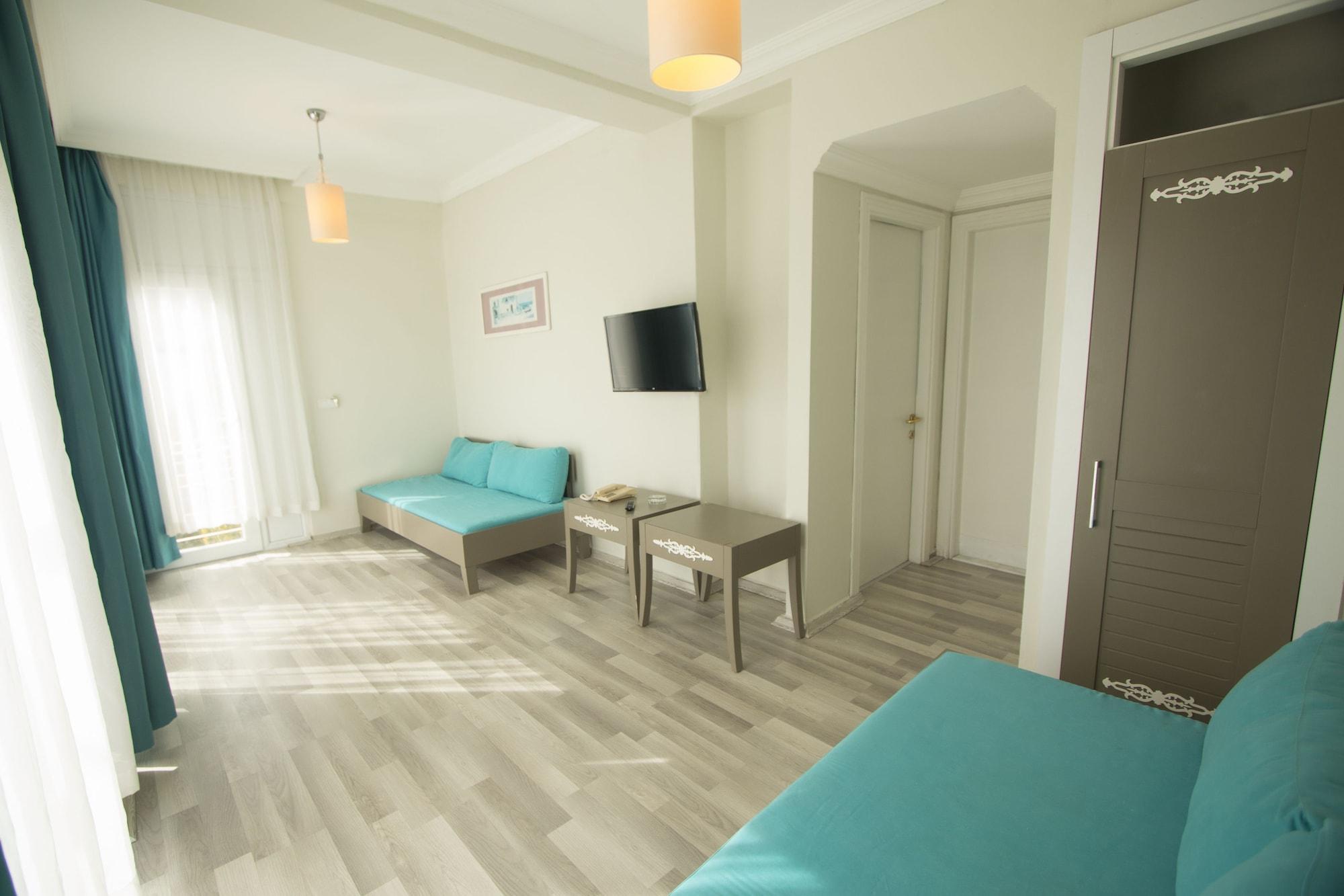 Sky Nova Hotel & Suites Bodrum Екстериор снимка