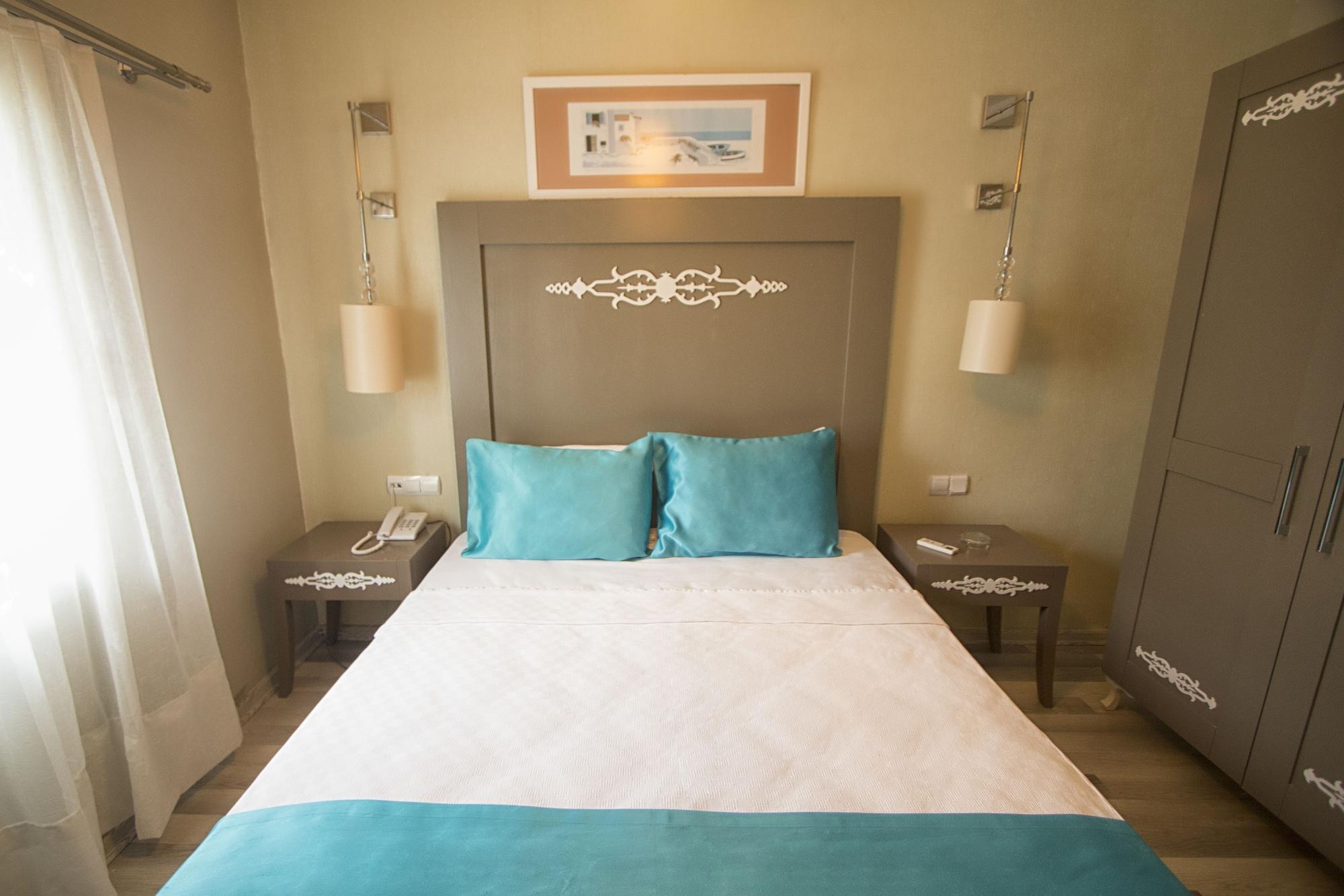 Sky Nova Hotel & Suites Bodrum Екстериор снимка