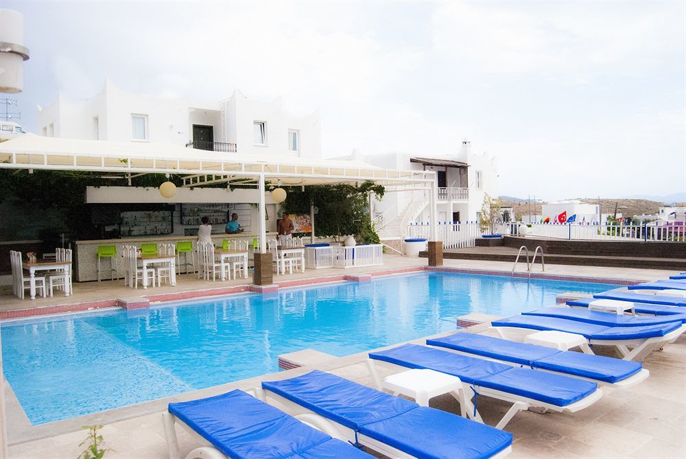 Sky Nova Hotel & Suites Bodrum Екстериор снимка