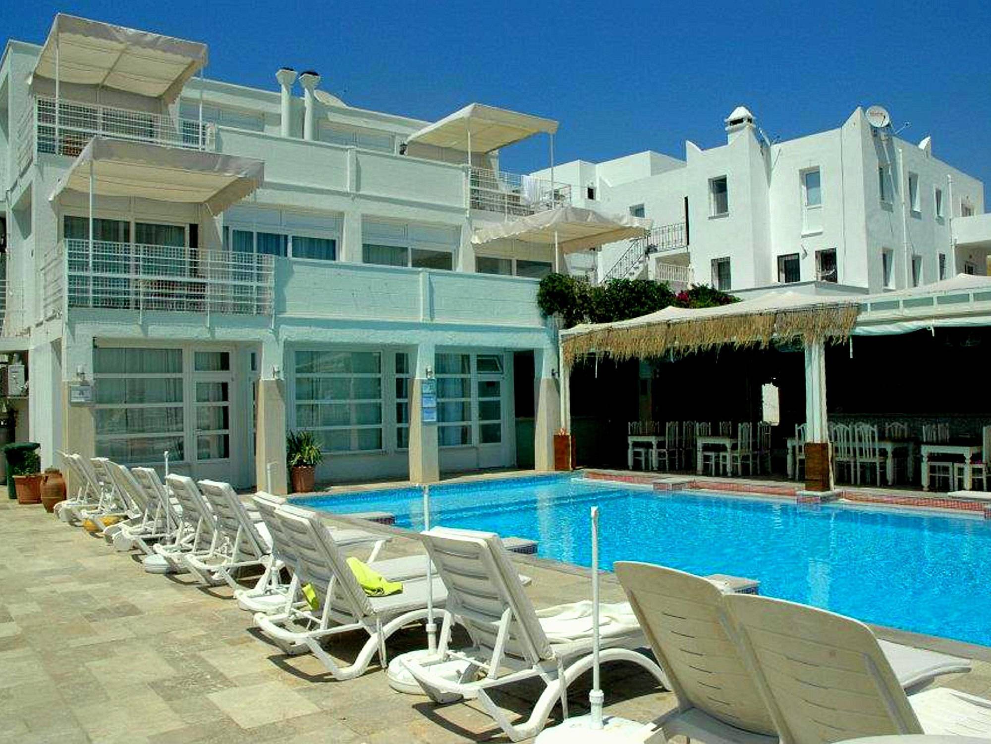 Sky Nova Hotel & Suites Bodrum Екстериор снимка